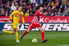 西甲球星阿尔瓦雷斯正式转会加盟马竞官方宣布